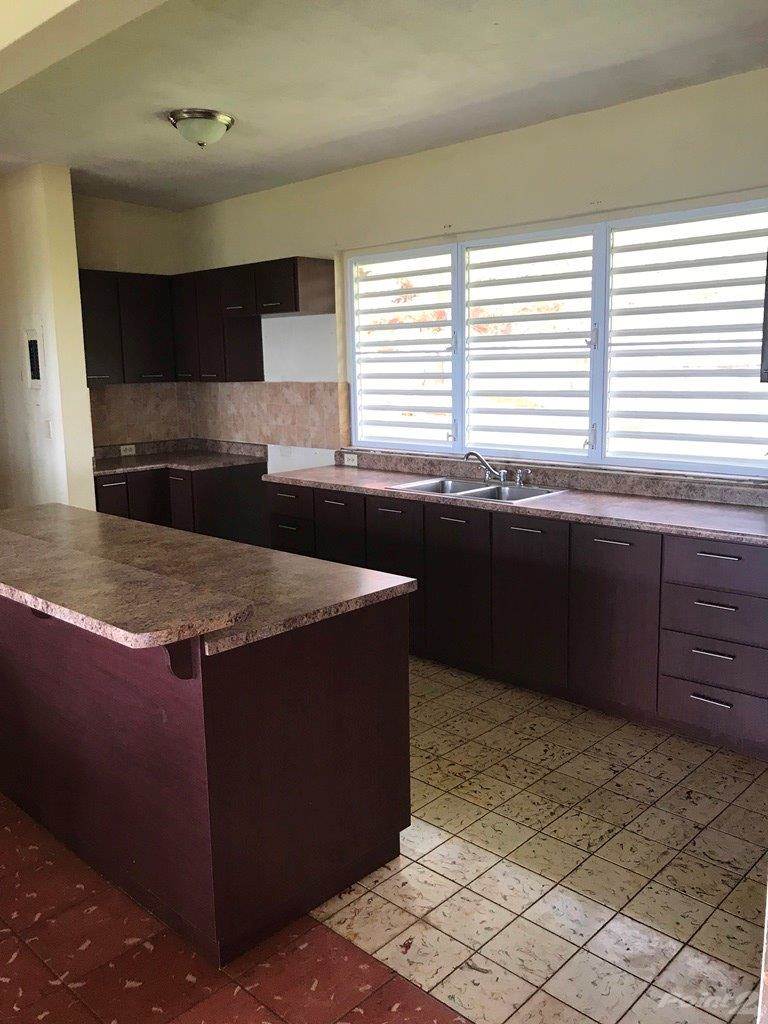 Photograph of Guest Suite 3 & Study in Mayagüez residence