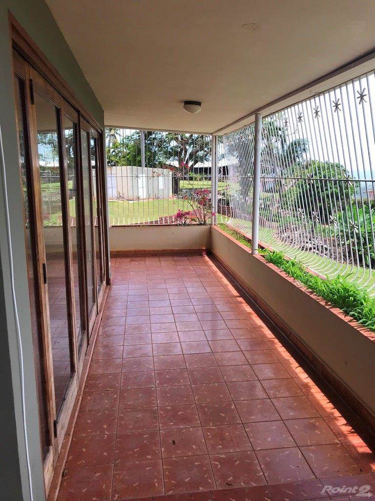 Photograph of Lower Multi-Use Residence in Mayagüez residence